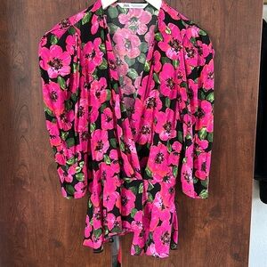 🔮 5 for $20 🔮 Zara Floral Crossover Blouse